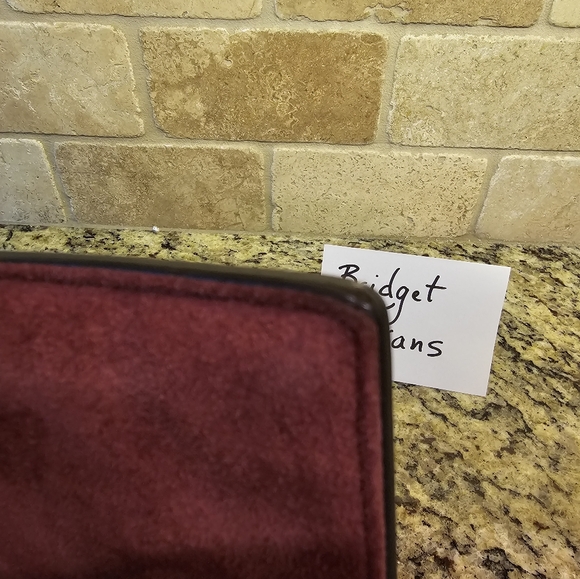 Gucci Bloom Large Pouch (Authentic) - Picture 7 of 14